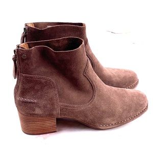 New UGG brown leather ankle booties size 10
